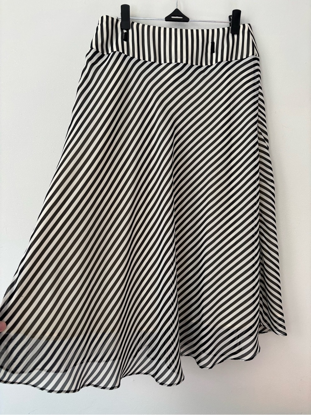 Y2K Black white diagonal striped midi Boho Handkerchief Whimsical skirt Small